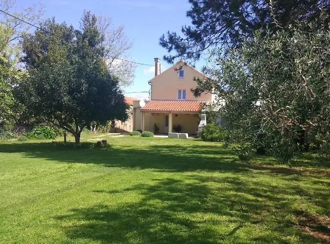 House Moro Привлака