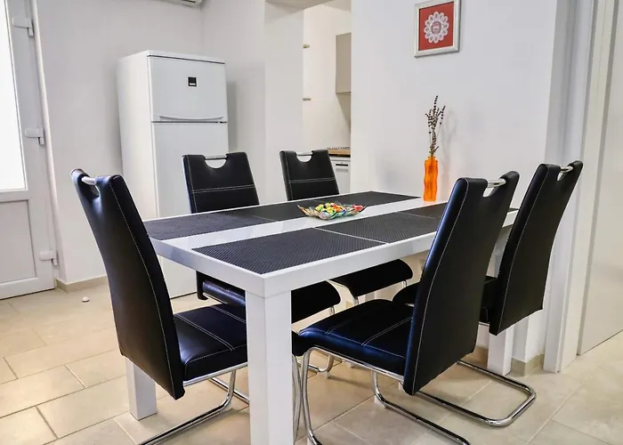 House Moro بيت للعطل *