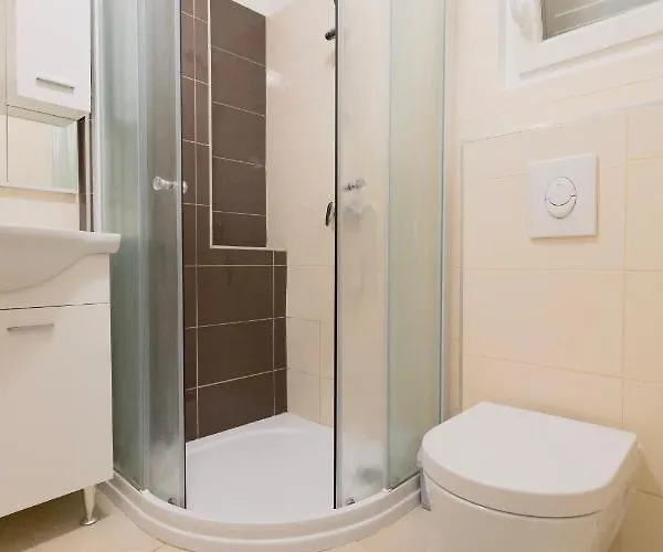 House Moro بريفلاكا